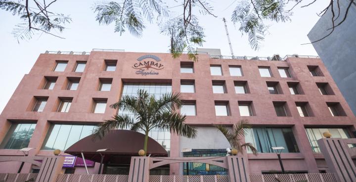Fabhotel Cambay Sapphire Ahmedabad Exterior photo