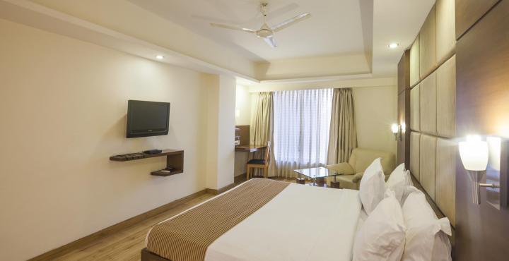 Fabhotel Cambay Sapphire Ahmedabad Exterior photo