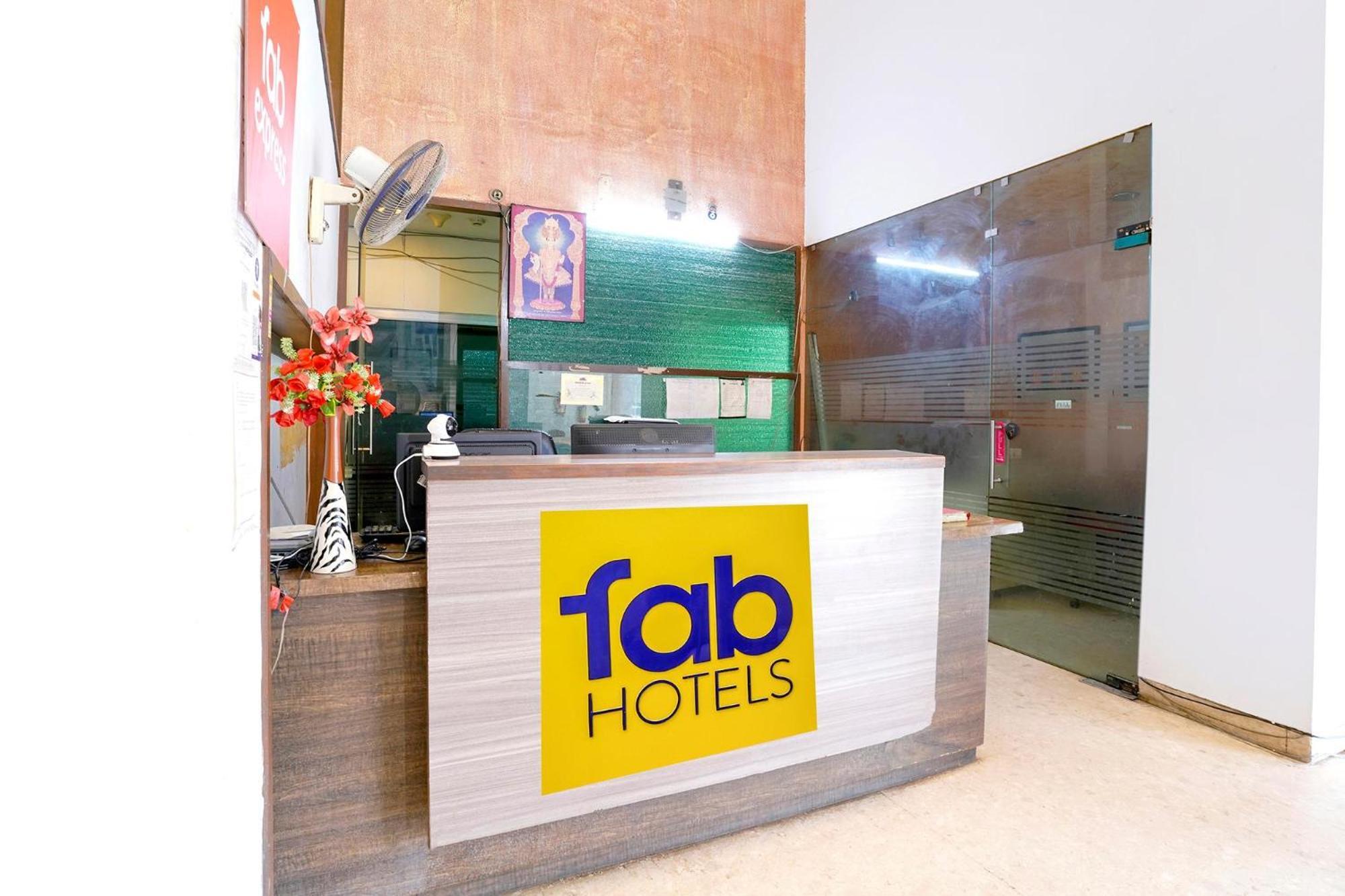 Fabhotel Cambay Sapphire Ahmedabad Exterior photo