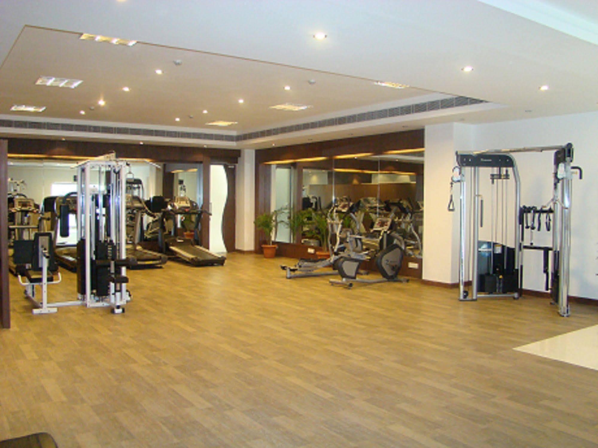 Fabhotel Cambay Sapphire Ahmedabad Exterior photo